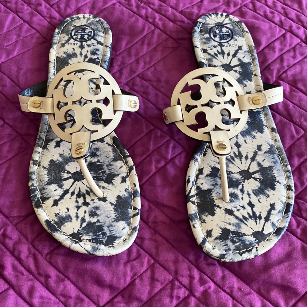 Tory Burch Miller Leather Tie Dye Flat Logo Sandal - Picture 7 of 9